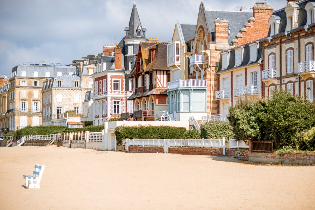 Côte et plage de Trouville-sur-mer 
Plages accessibles PMR en Normandie