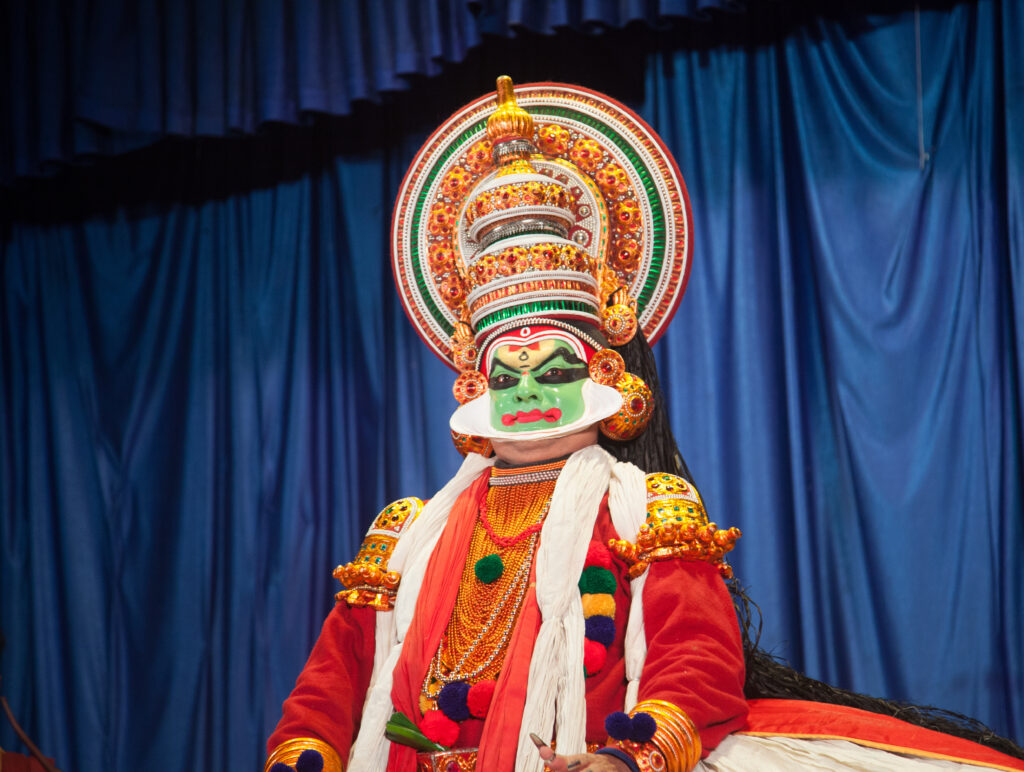 Assister à un spectacle de kathakali