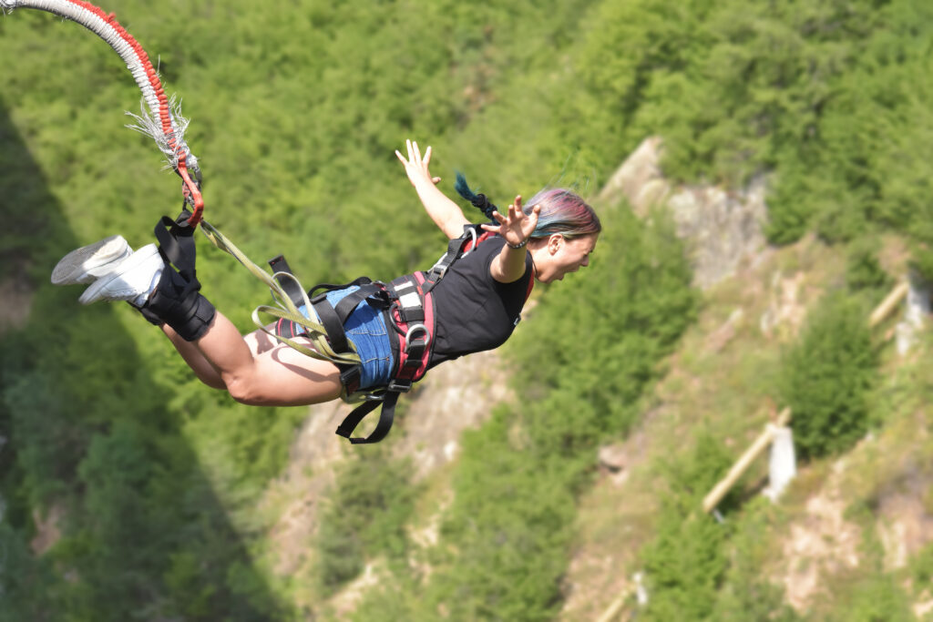 Que faire à Queenstown ? Tester le saut à l'élastique 