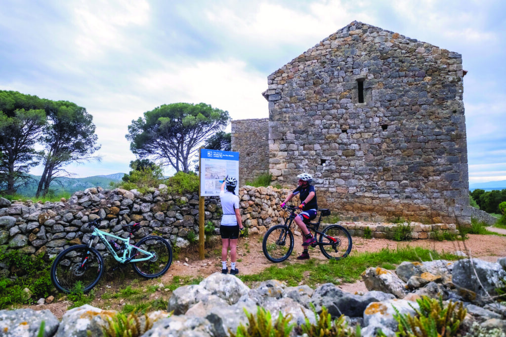 VTT dans le massif du Montgrí. 