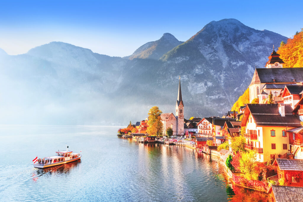 Hallstatt , un des plus beaux villages en Autriche