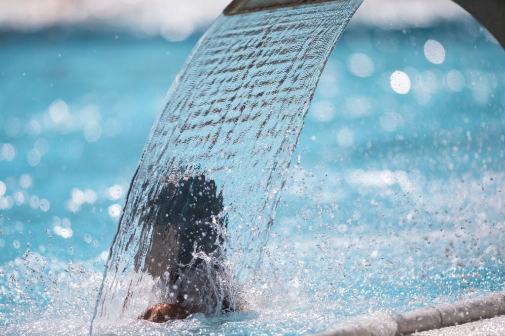 Femme dans des thermes