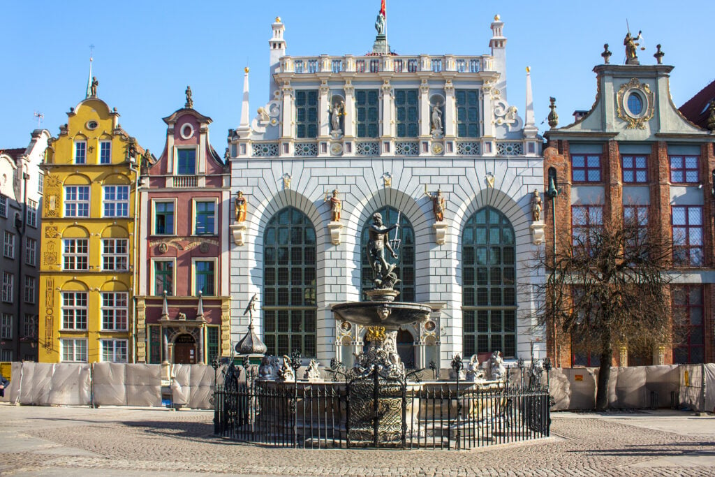 La Cour d'Artus, l'un des plus beaux endroits de Gdansk