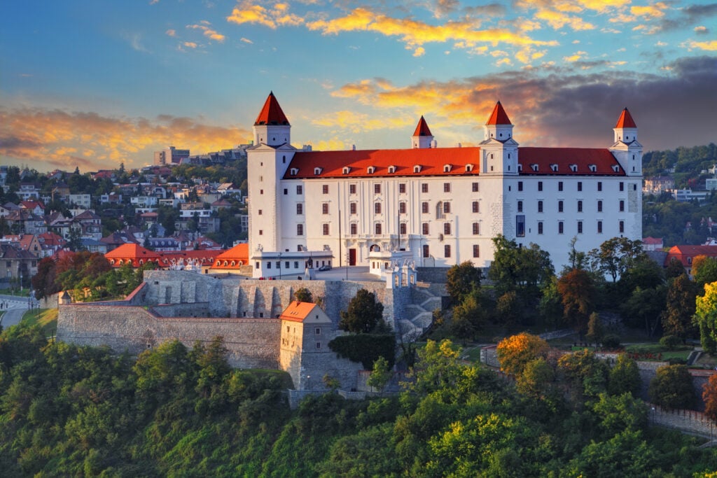 Château de Bratislava au coucher du soleil