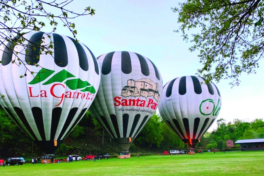 Vol de Coloms, vol en montgolfière au-dessus des volcans