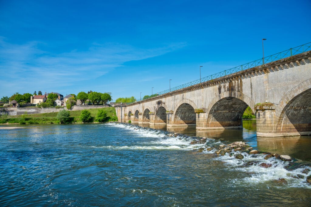 Pont près de Digoin