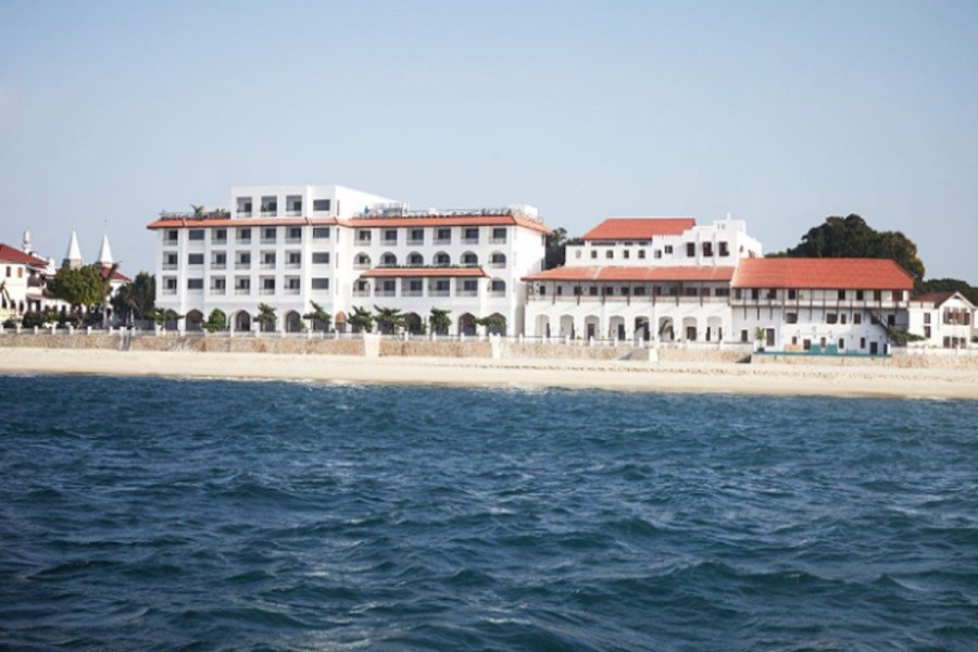 Le Park Hyatt Zanzibar se situe sur le littoral de Stone Town.