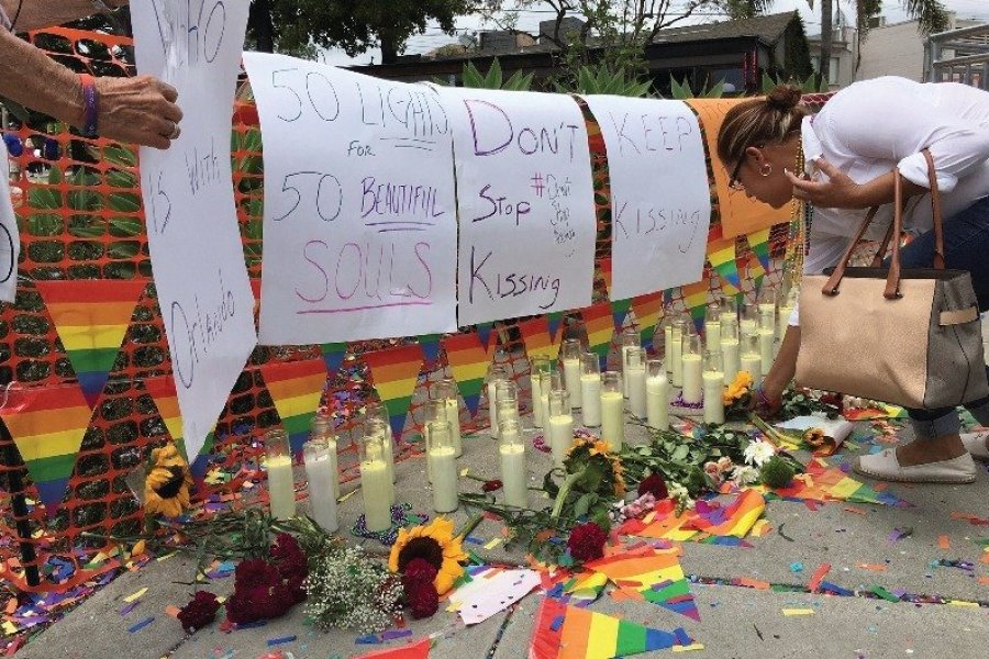 Orlando: notre hommage aux victimes
