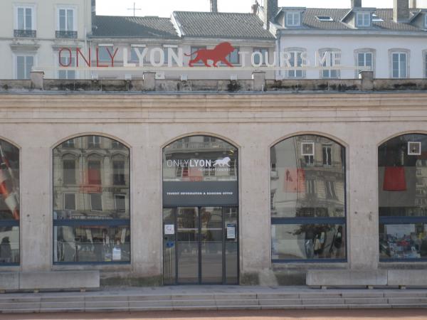 lyon france tourism office