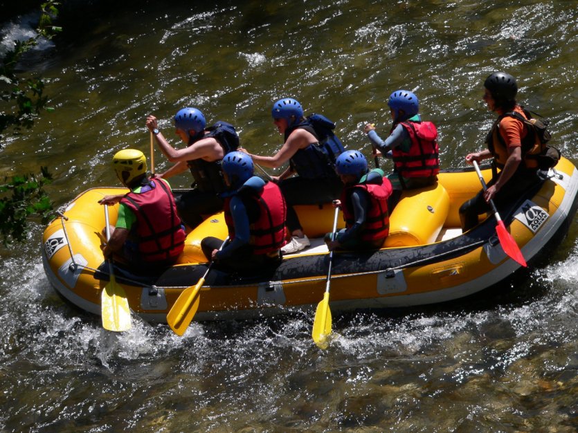 Rafting.