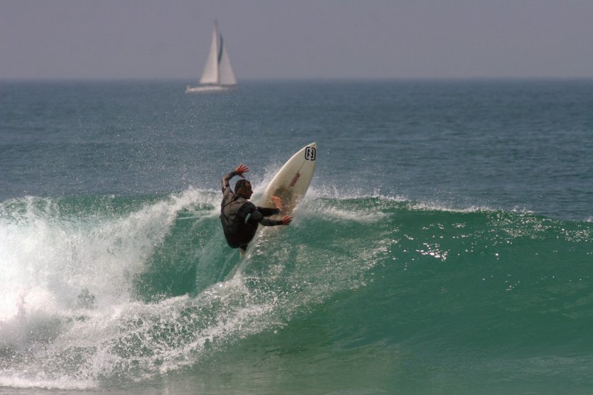 Le Pays basque, paradis des surfeurs