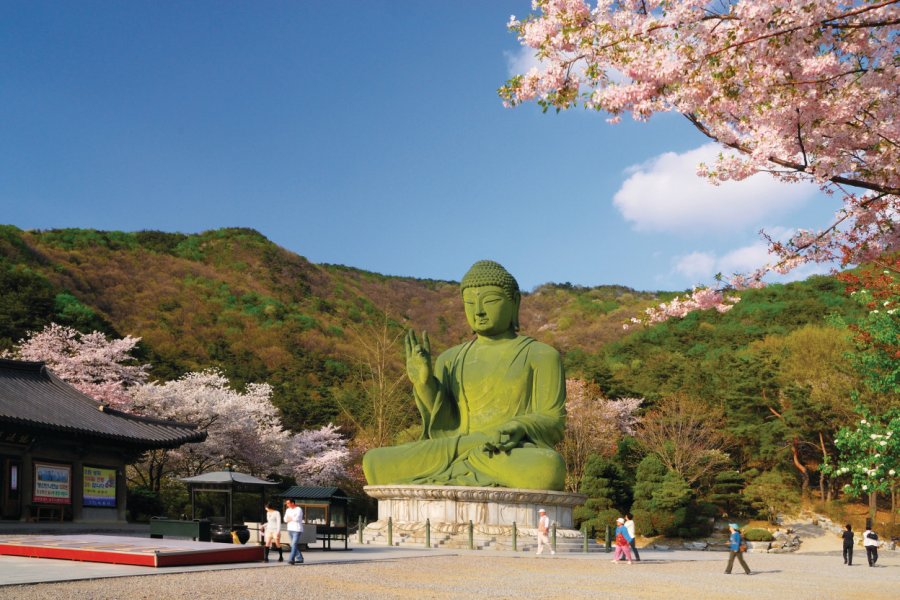 Temple Gag-Wonsa. Office National du Tourisme Coréen