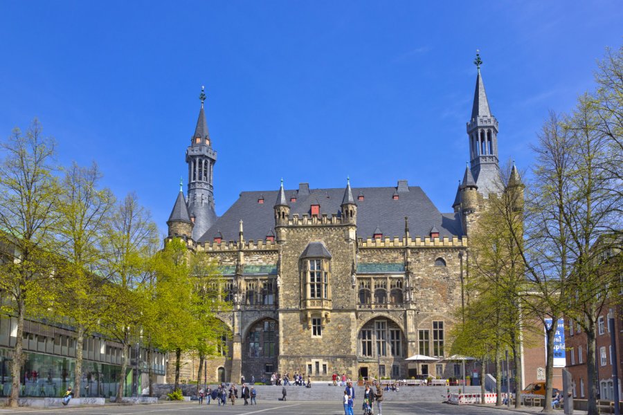 HÔTEL DE VILLE