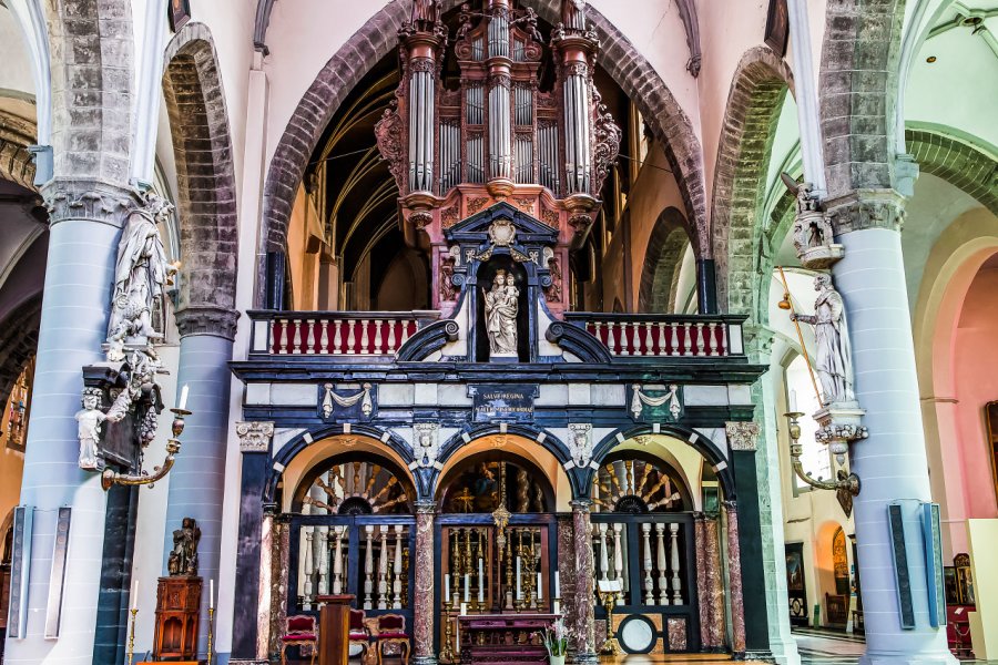 ÉGLISE SAINT-JACQUES (SINT-JAKOBSKERK)