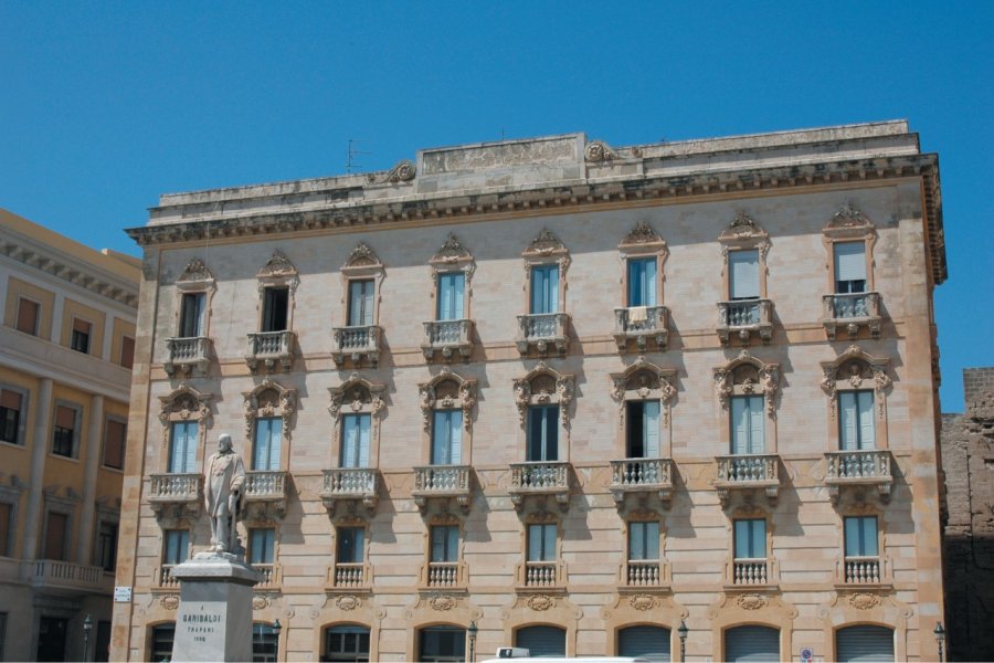 Piazza Garibaldi. Picsofitalia.com