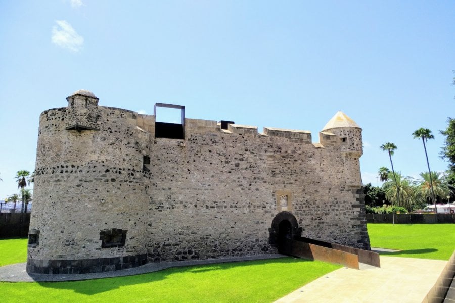 CASTILLO DE LA LUZ