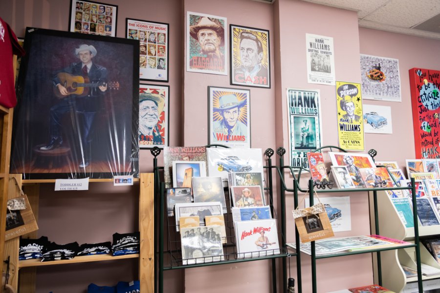 HANK WILLIAMS MUSEUM