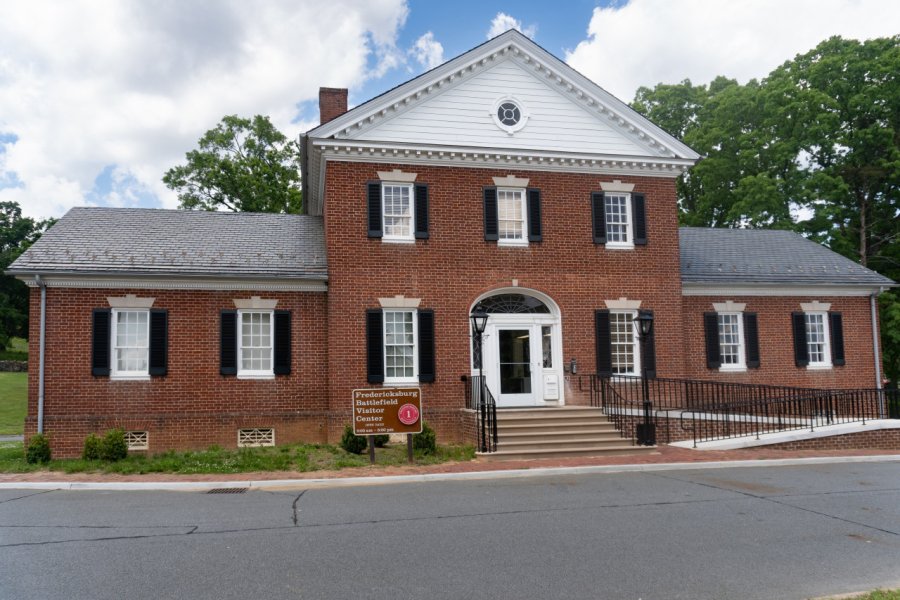 FREDERICKSBURG & SPOTSYLVANIA NATIONAL MILITARY PARK