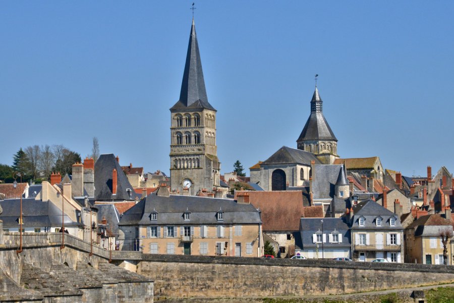 La-Charité-sur-Loire. PackShot / Adobe Stock