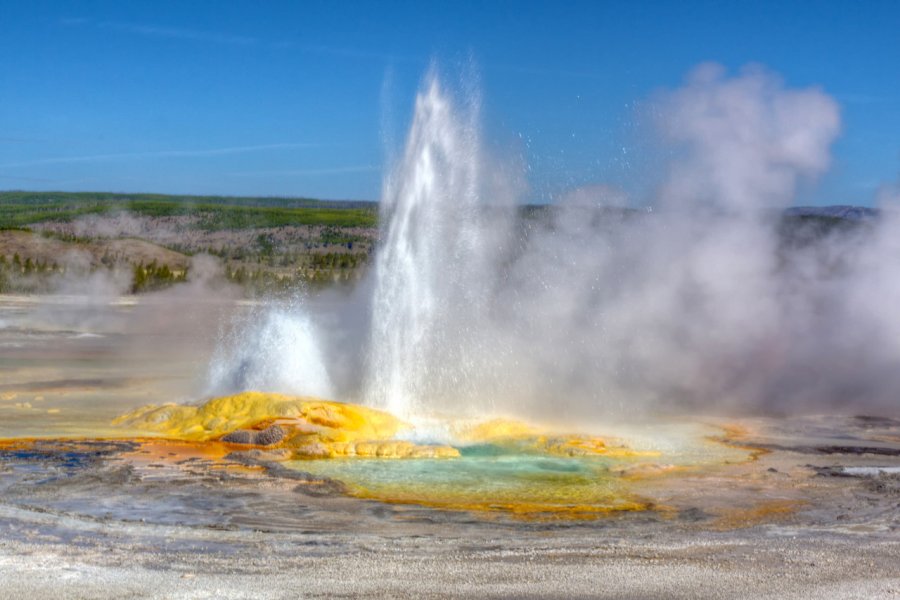 LOWER GEYSER BASIN