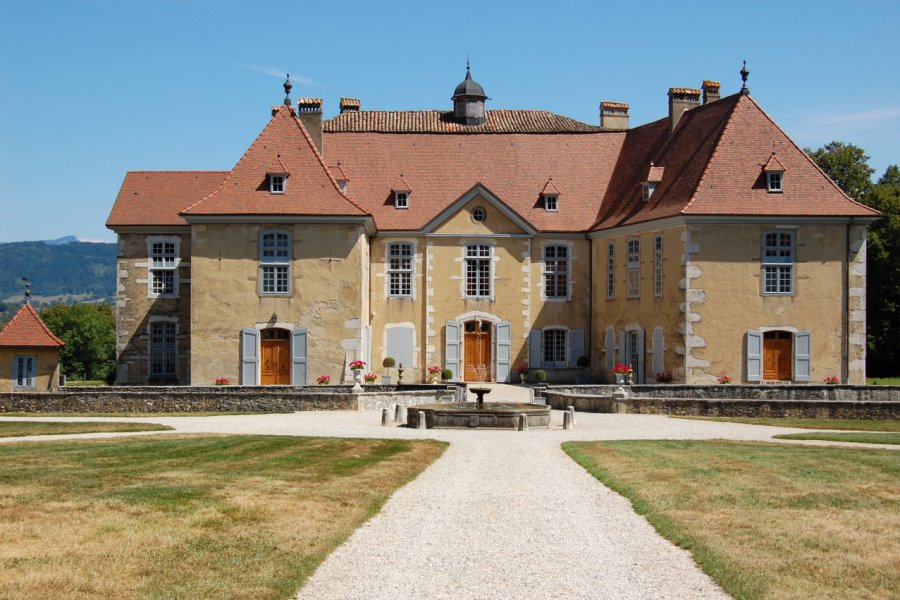 CHÂTEAU DE LONGPRA