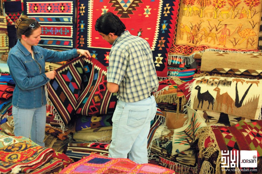 La spécialité artisanale de Madaba est le tapis. Visit Jordan