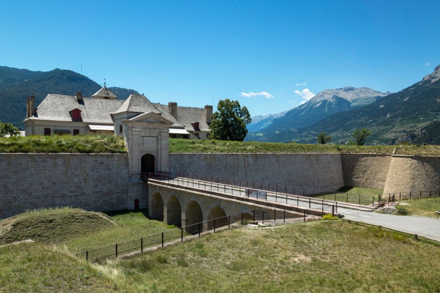 PLACE FORTE DE MONT-DAUPHIN