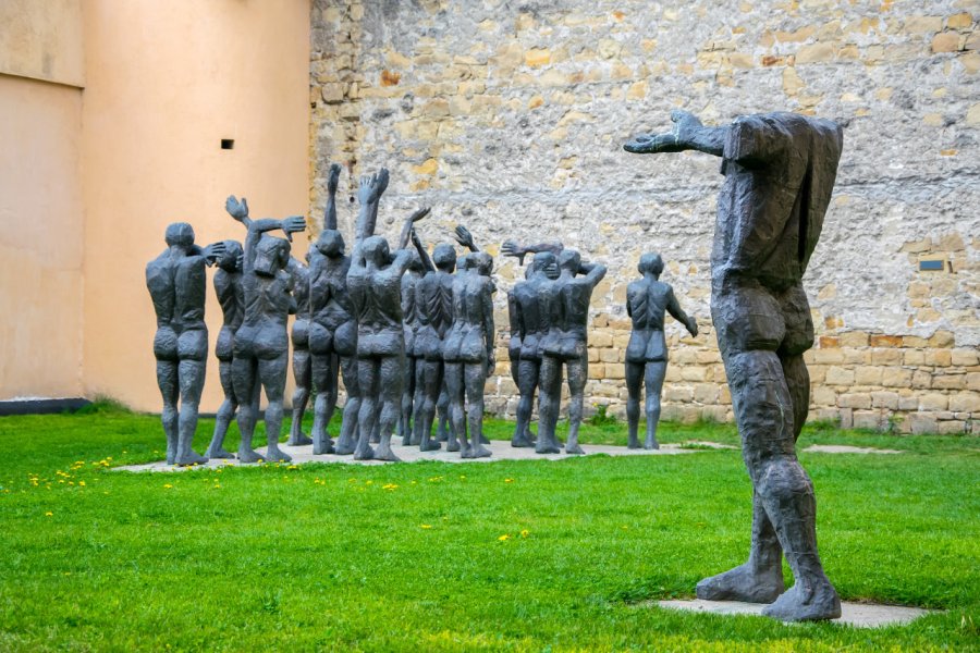 MÉMORIAL DES VICTIMES DU COMMUNISME