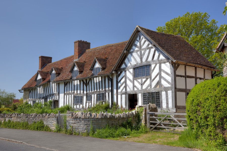 MARY ARDEN'S FARM