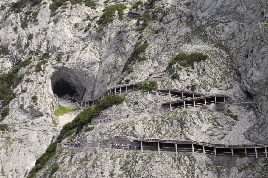 GROTTE DE GLACE DE WERFEN (EISRIESENWELT)