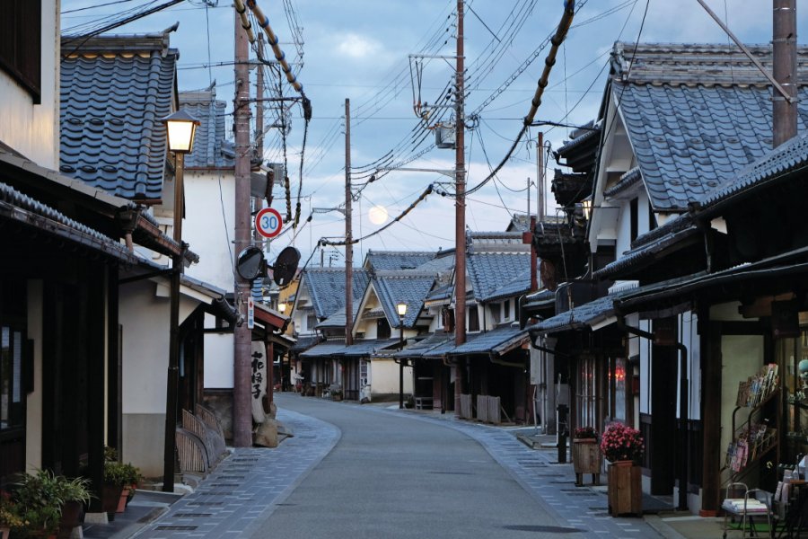 Dans les rues de Tamba-Sasayama. Julien Loock