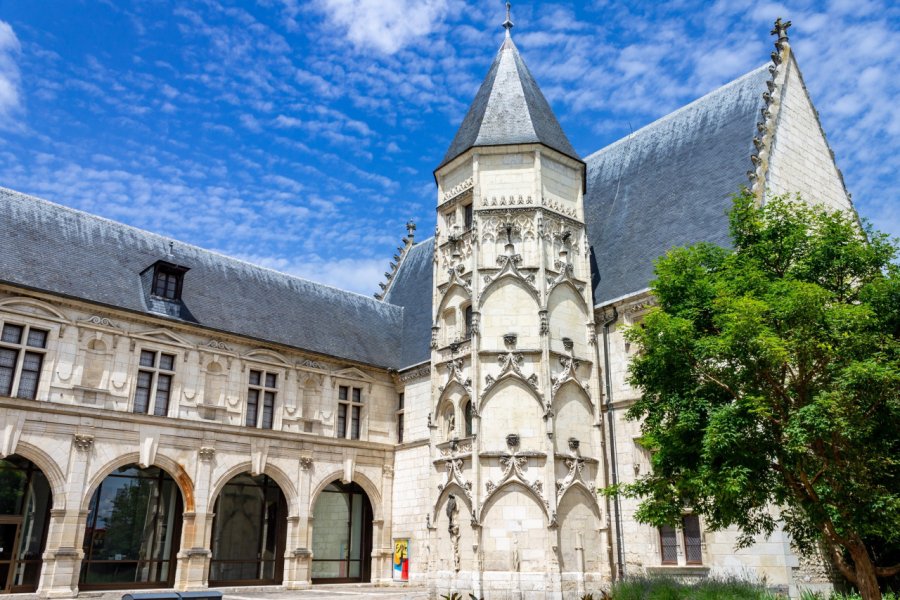 MUSÉE ESTÈVE