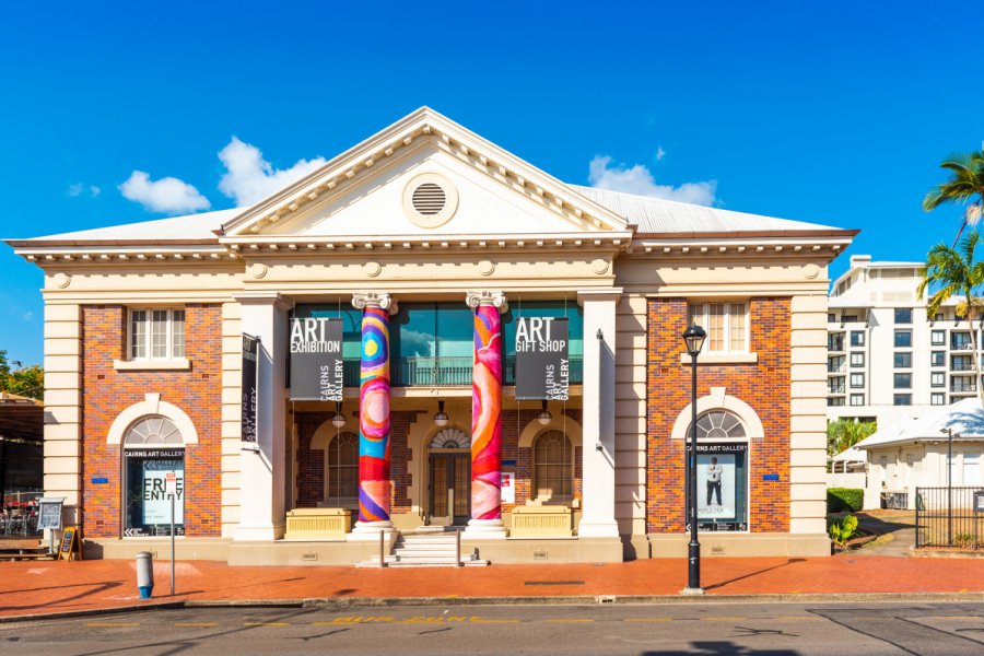 CAIRNS ART GALLERY