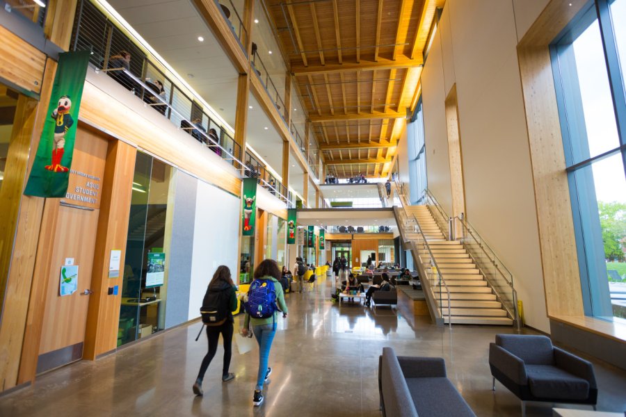 UNIVERSITY OF OREGON