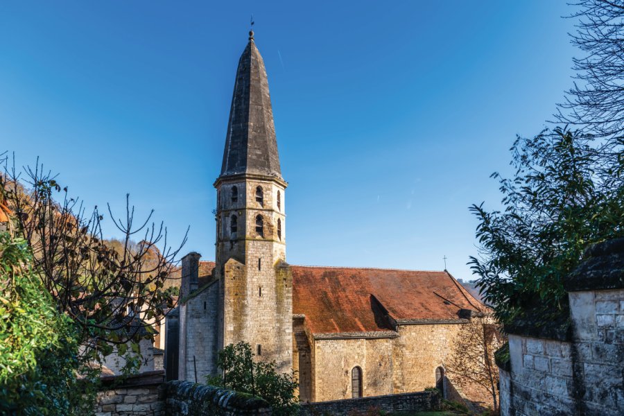 ÉGLISE GOTHIQUE SAINT-JEAN-BAPTISTE