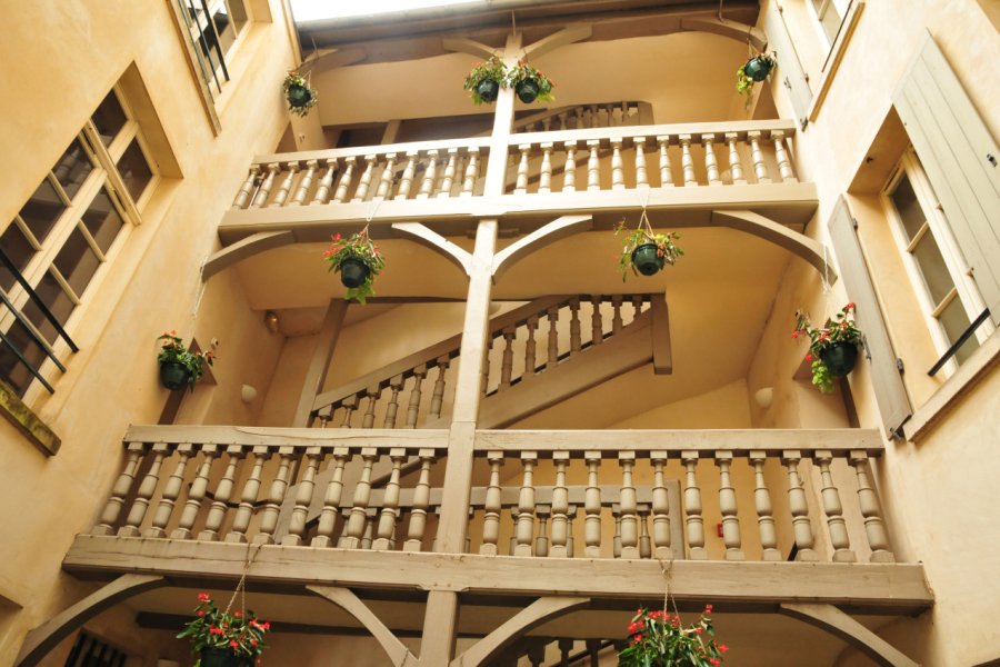 MAISON NATALE CLAUDE-DEBUSSY