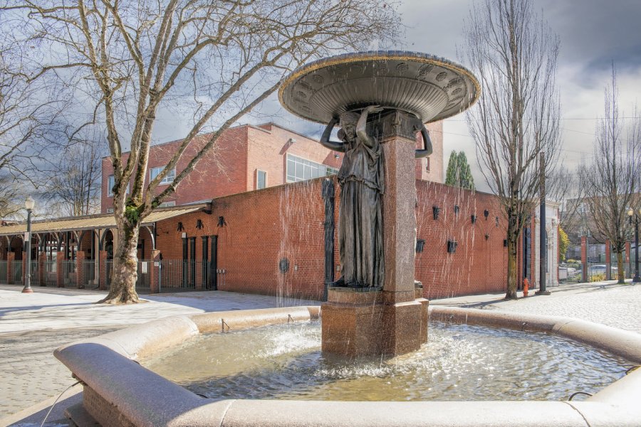 SKIDMORE FOUNTAIN
