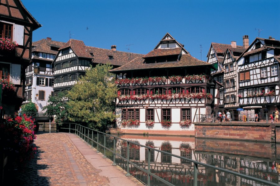 La Maison des Tanneurs - Petite France à Strasbourg. S. NICOLAS - ICONOTEC
