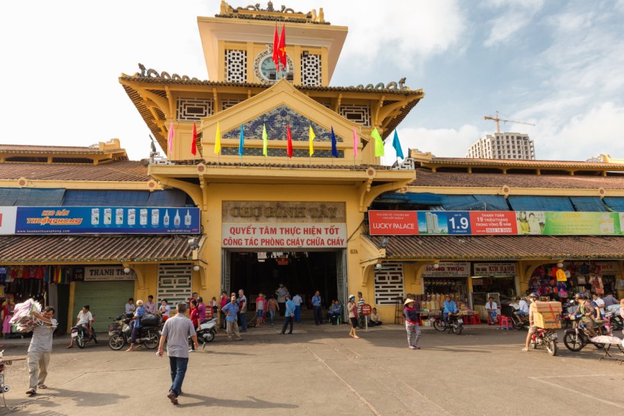 MARCHÉ BINH TÂY