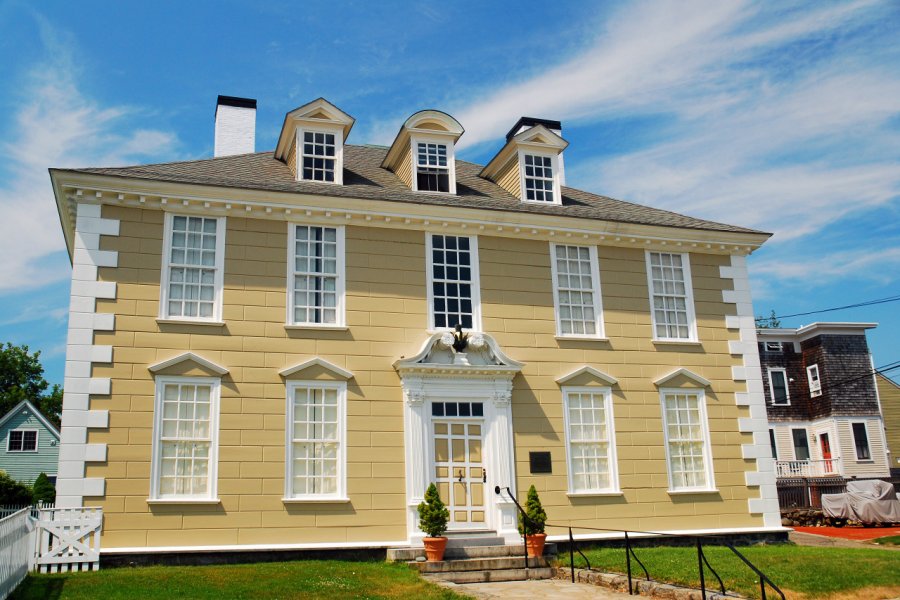 WENTWORTH-GARDNER & TOBIAS LEAR HOUSES