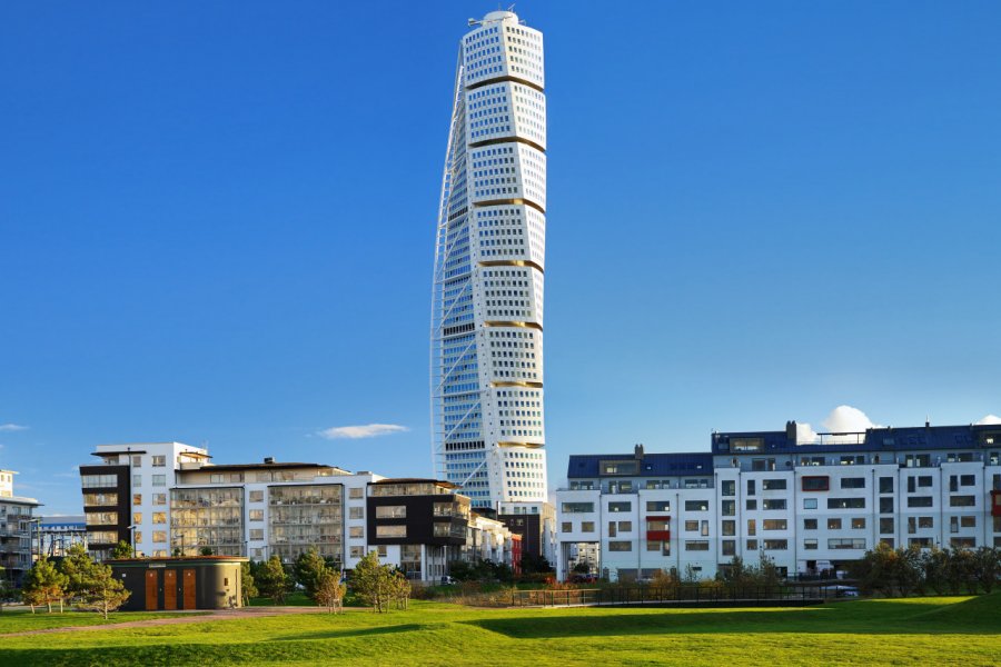 TURNING TORSO