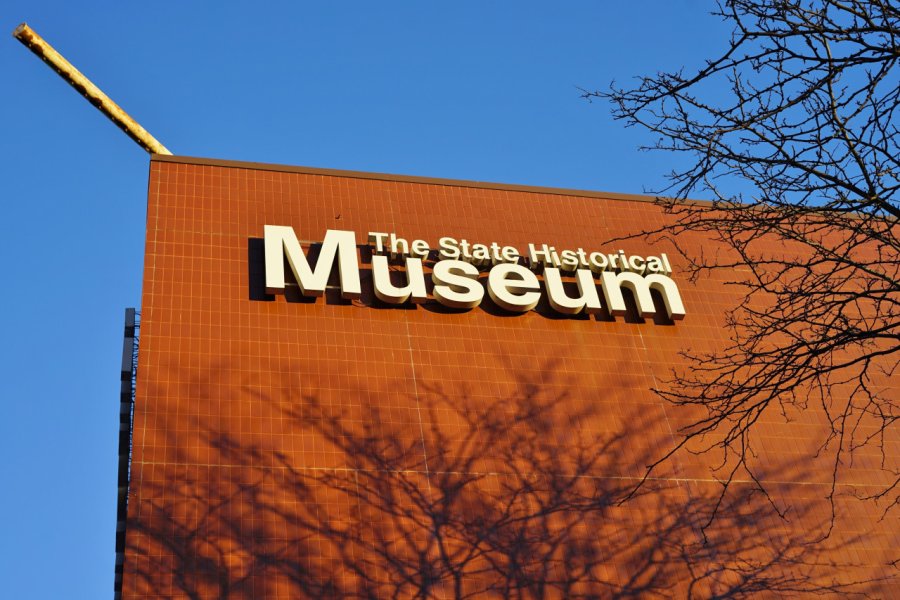 THE WISCONSIN HISTORICAL MUSEUM