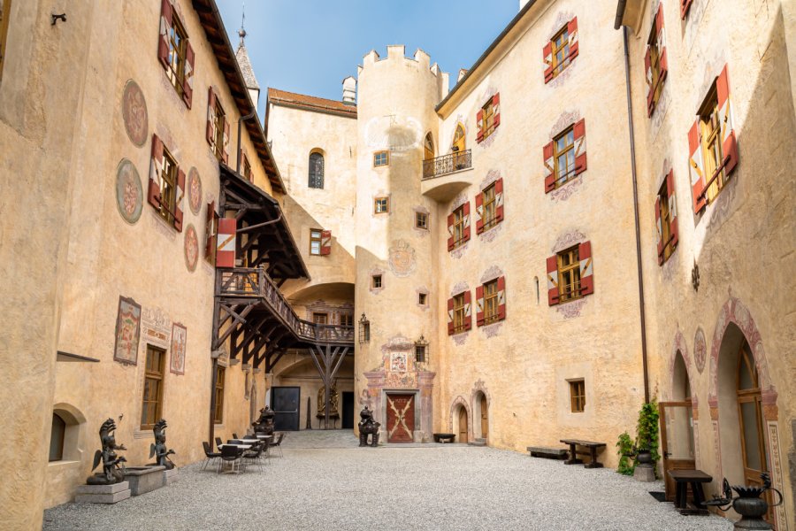 MMM RIPA - CASTELO DI BRUNICO