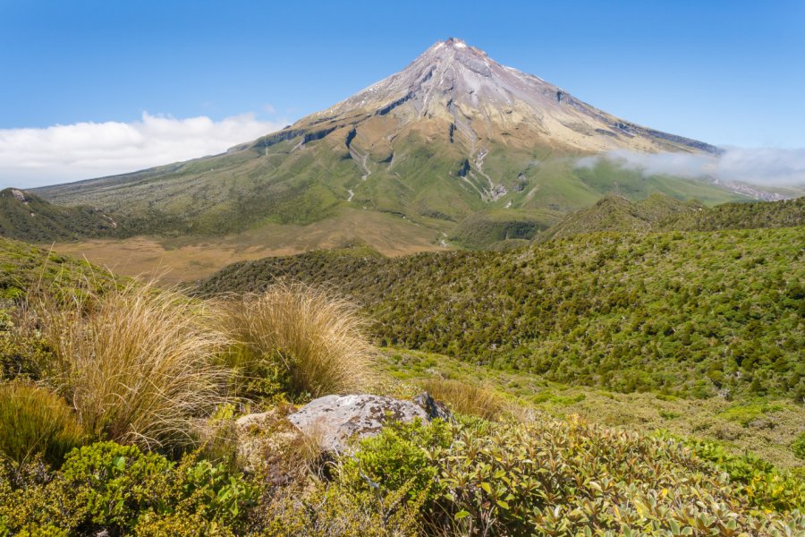 MONT TARANAKI SUMMIT