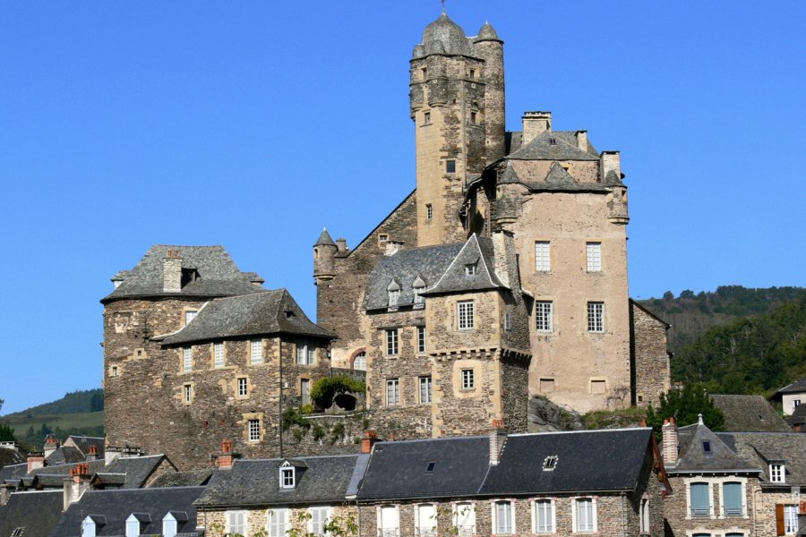 LE CHÂTEAU