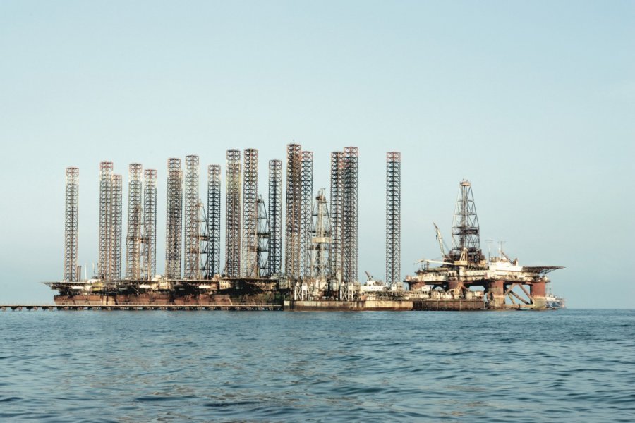 Plateformes pétrolières. Sylvie FRANCOISE
