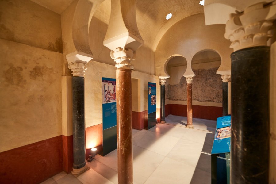 BAÑOS DEL ALCÁZAR CALIFAL