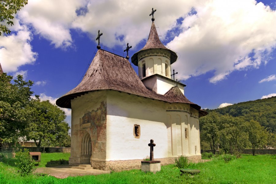 ÉGLISE DE PĂTRĂUŢI