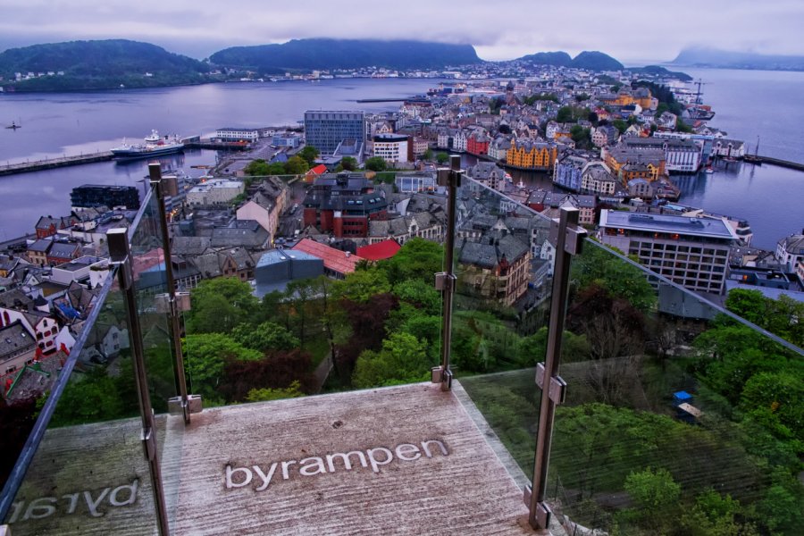 BYRAMPEN VIEWPOINT