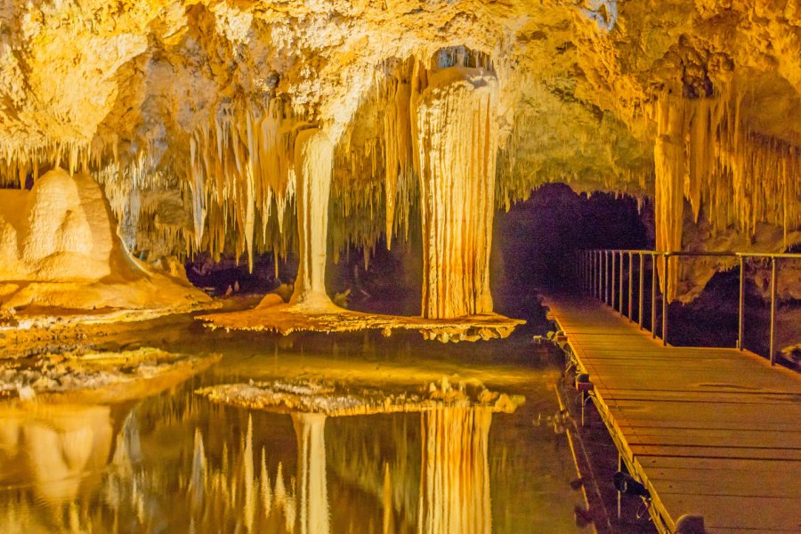 LAKE CAVE